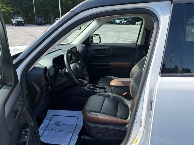 Used 2023 Ford Bronco Sport Outer Banks w/ Tech Package AWD/4WD image 16