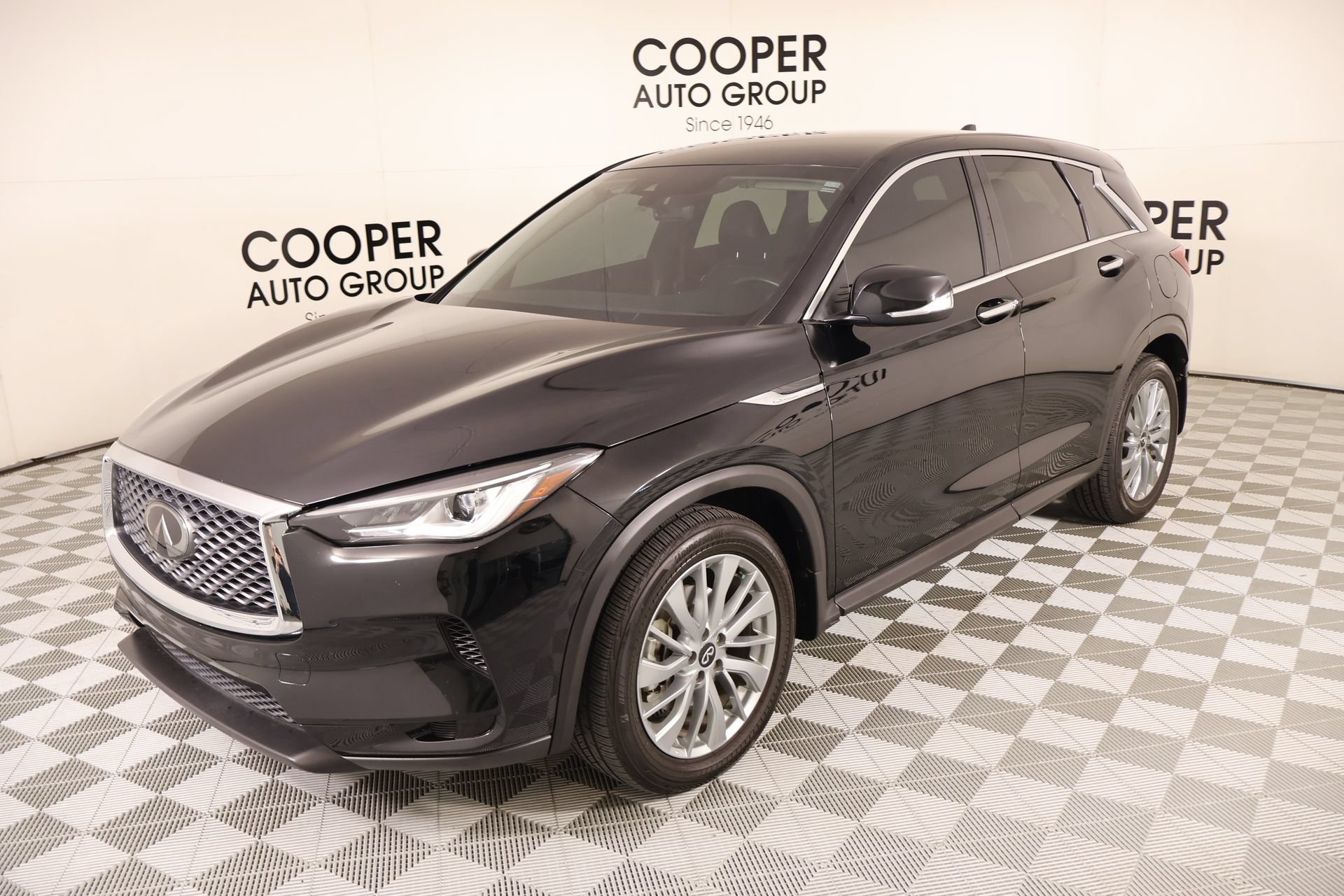Used 2023 INFINITI QX50 Pure FWD image 9