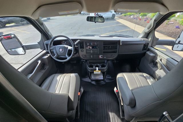 New 2026 GMC Savana 3500 w/ Power Convenience Package RWD image 18