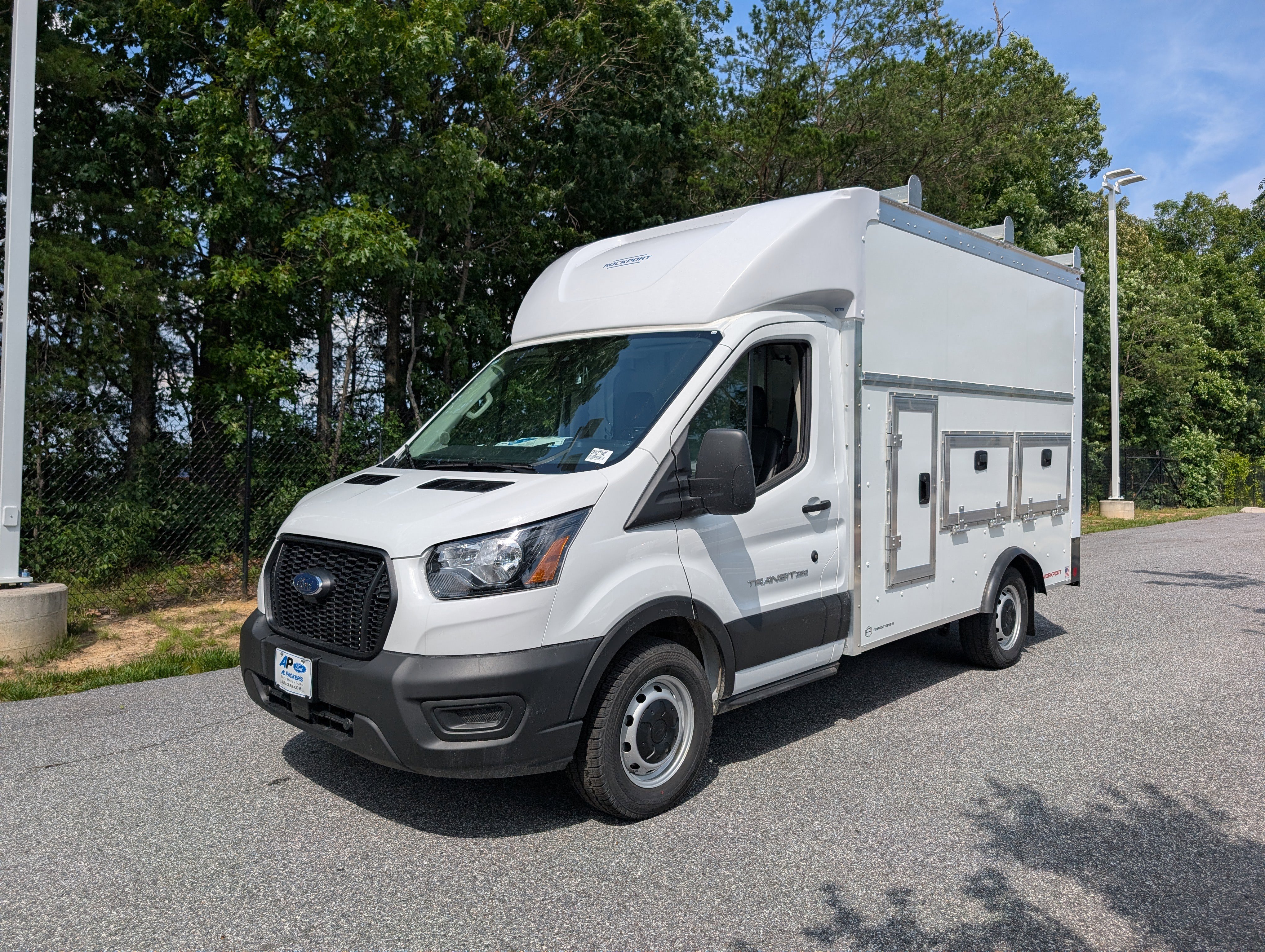 New 2025 Ford Transit 350 image 5