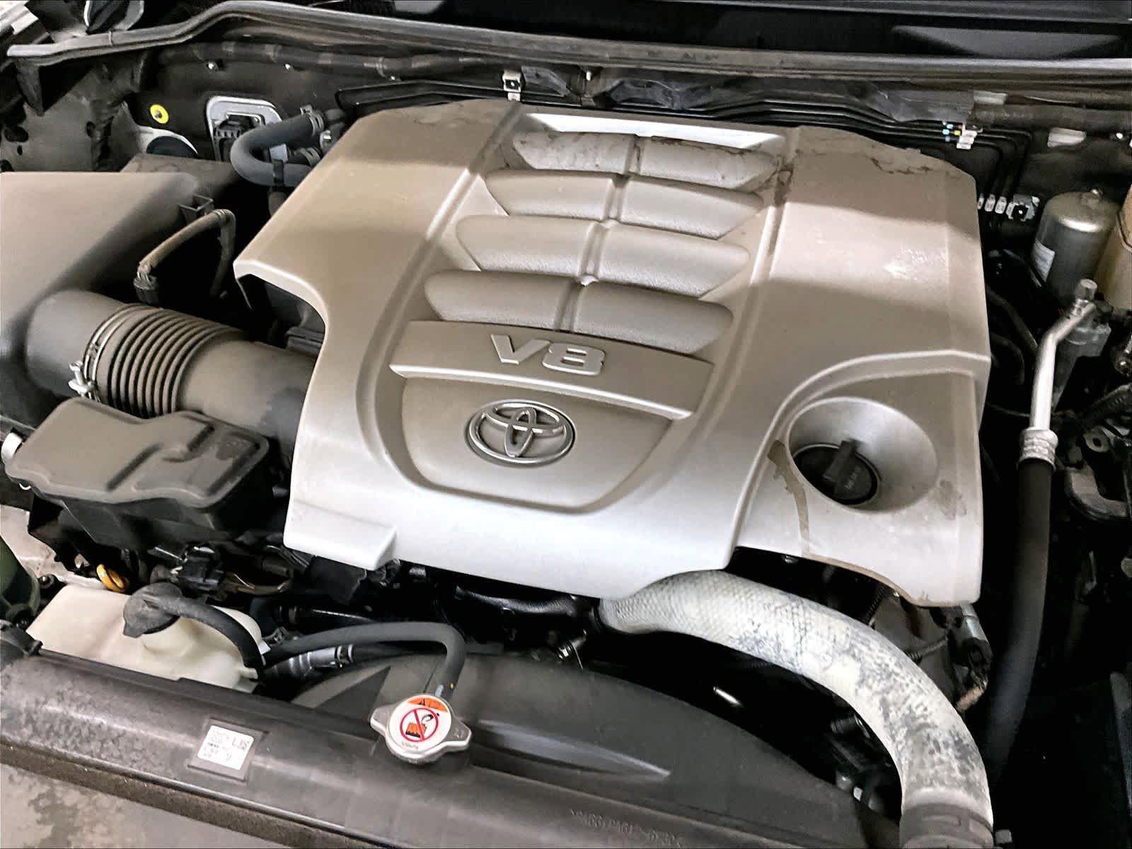 Used 2019 Toyota Land Cruiser AWD/4WD image 34