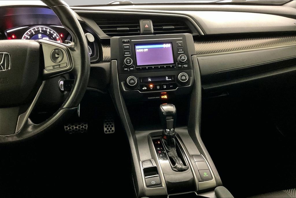 Used 2018 Honda Civic Sport image 9