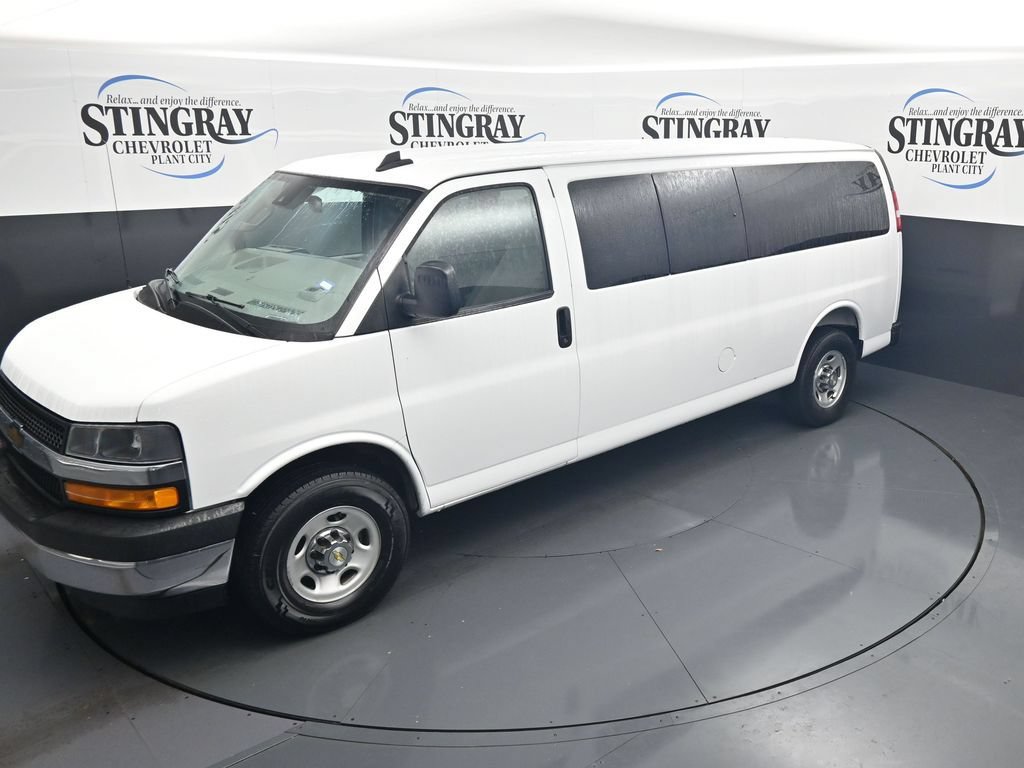 Used 2025 Chevrolet Express 3500 LT w/ LT Preferred Equipment Group RWD image 20