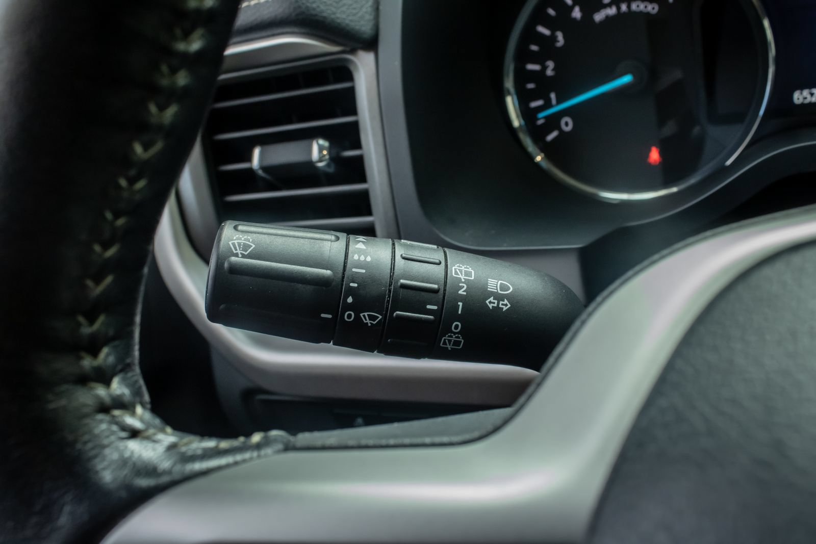 Used 2023 Ford Expedition XLT AWD/4WD image 22