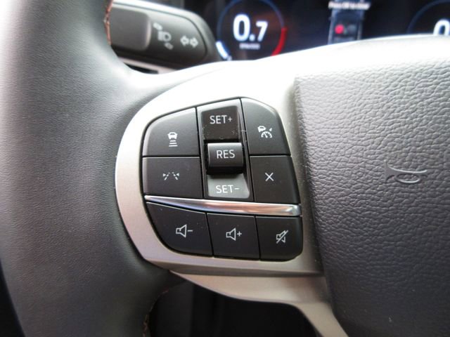 Certified 2025 Ford Explorer Active w/ Active Comfort Package image 15