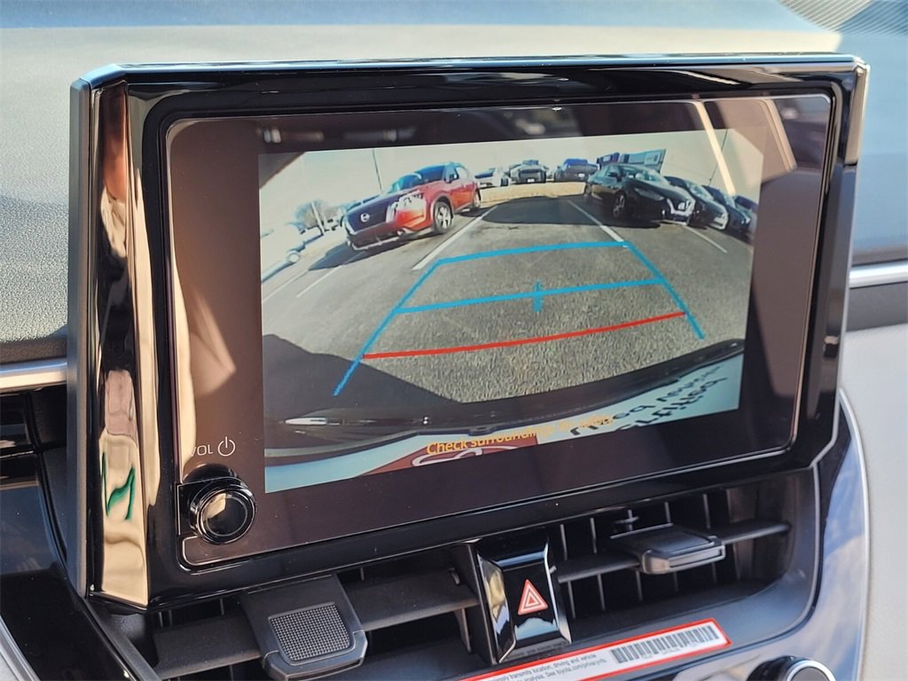 Certified 2025 Toyota Corolla SE image 17