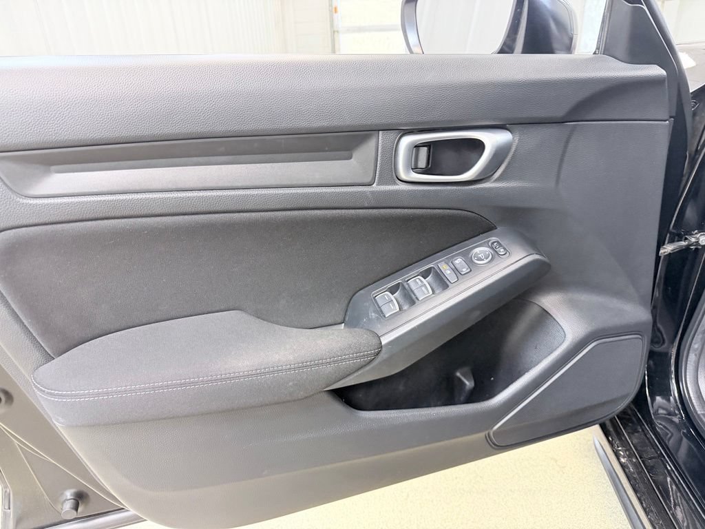 Used 2023 Honda Civic Sport image 8