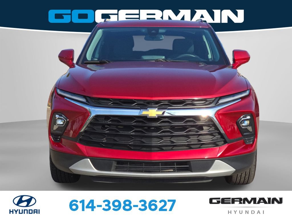 Used 2024 Chevrolet Blazer LT w/ Convenience Package FWD image 2