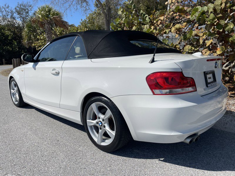 Used 2012 BMW 128i Convertible image 5