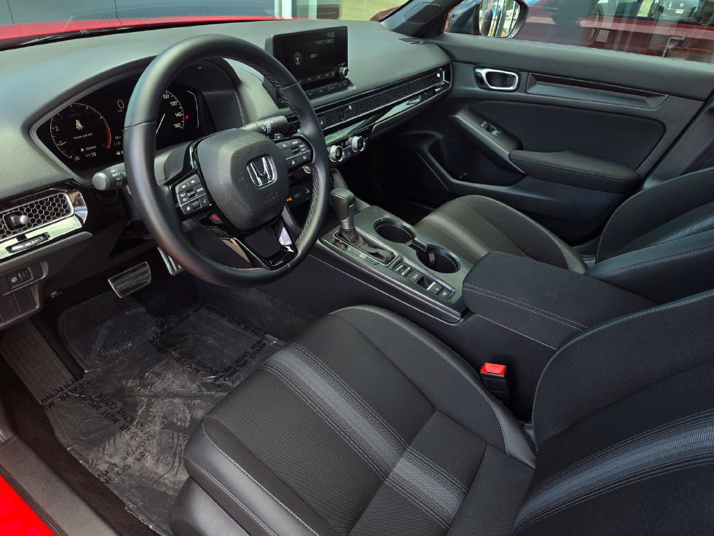 Used 2025 Honda Civic Sport image 10