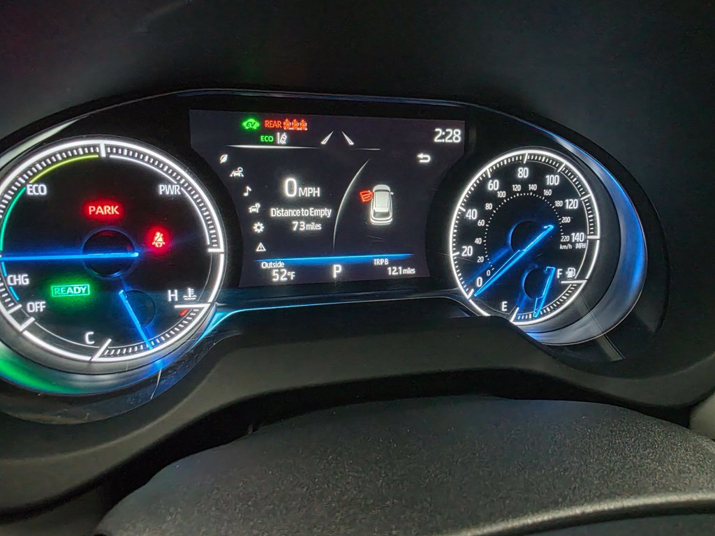 Used 2023 Toyota Venza XLE AWD/4WD image 9