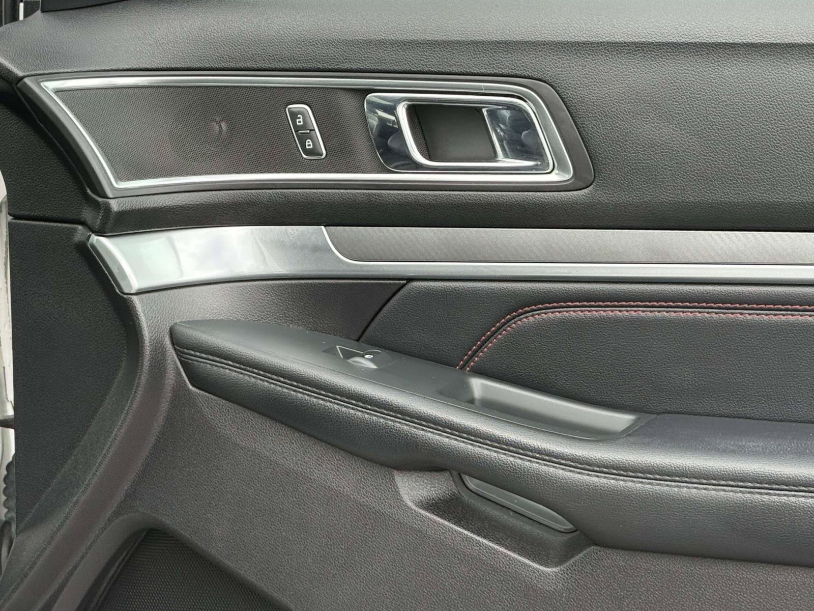 Certified 2019 Ford Explorer Sport w/ Equipment Group 401A AWD/4WD image 8