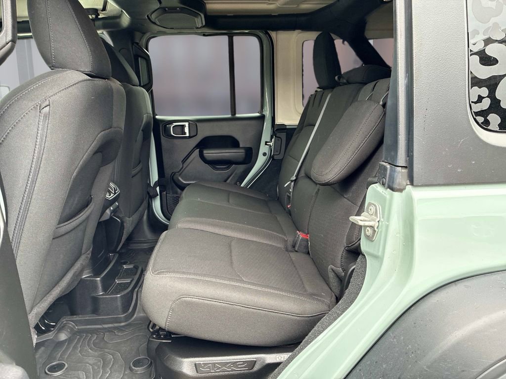 Used 2023 Jeep Wrangler Unlimited w/ Convenience Group image 16