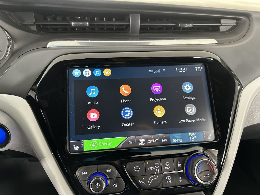 Used 2020 Chevrolet Bolt Premier w/ Infotainment Package FWD image 17