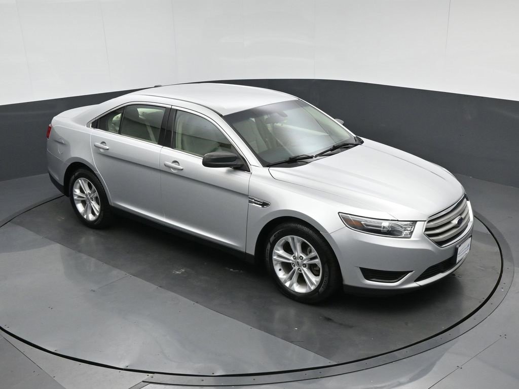 Used 2017 Ford Taurus SE image 51