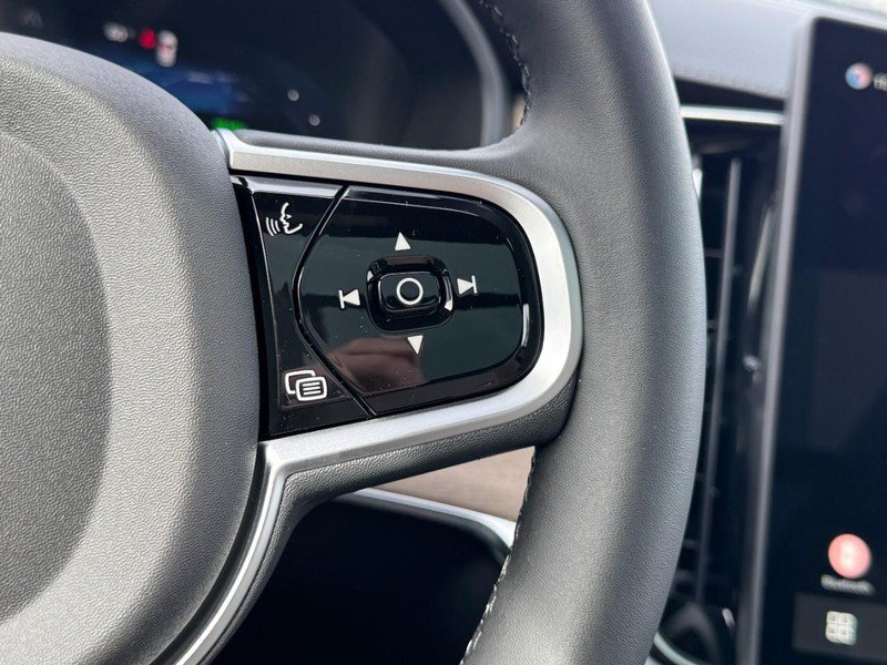 New 2026 Volvo XC90 T8 Ultra w/ Protection Package image 13