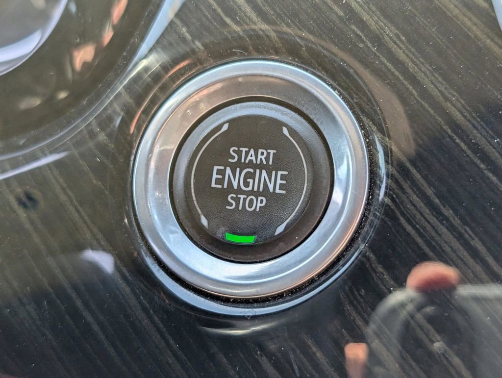 Used 2020 Cadillac XT6 Premium Luxury image 28