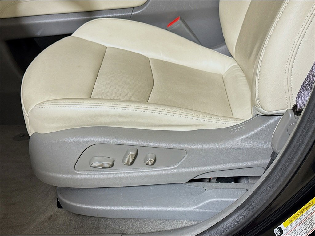 Certified 2024 Cadillac XT6 Premium Luxury image 18