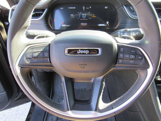 Used 2025 Jeep Grand Cherokee L Laredo RWD image 30