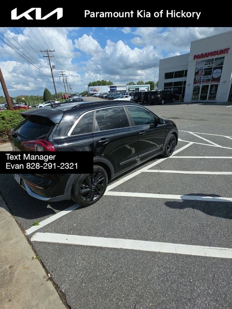 Used 2019 Kia Niro S Touring image 3
