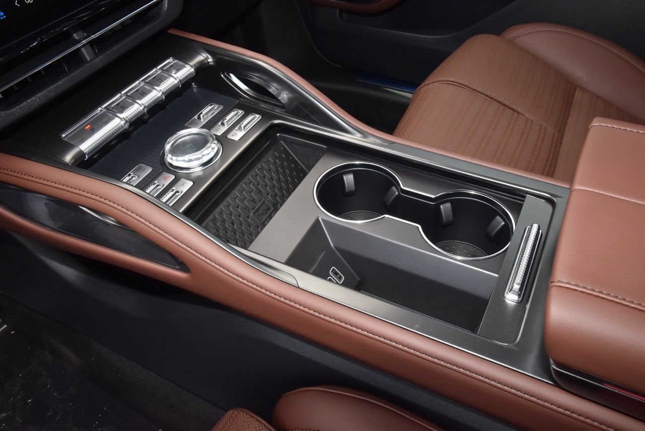 New 2026 Lincoln Nautilus Reserve AWD/4WD image 32