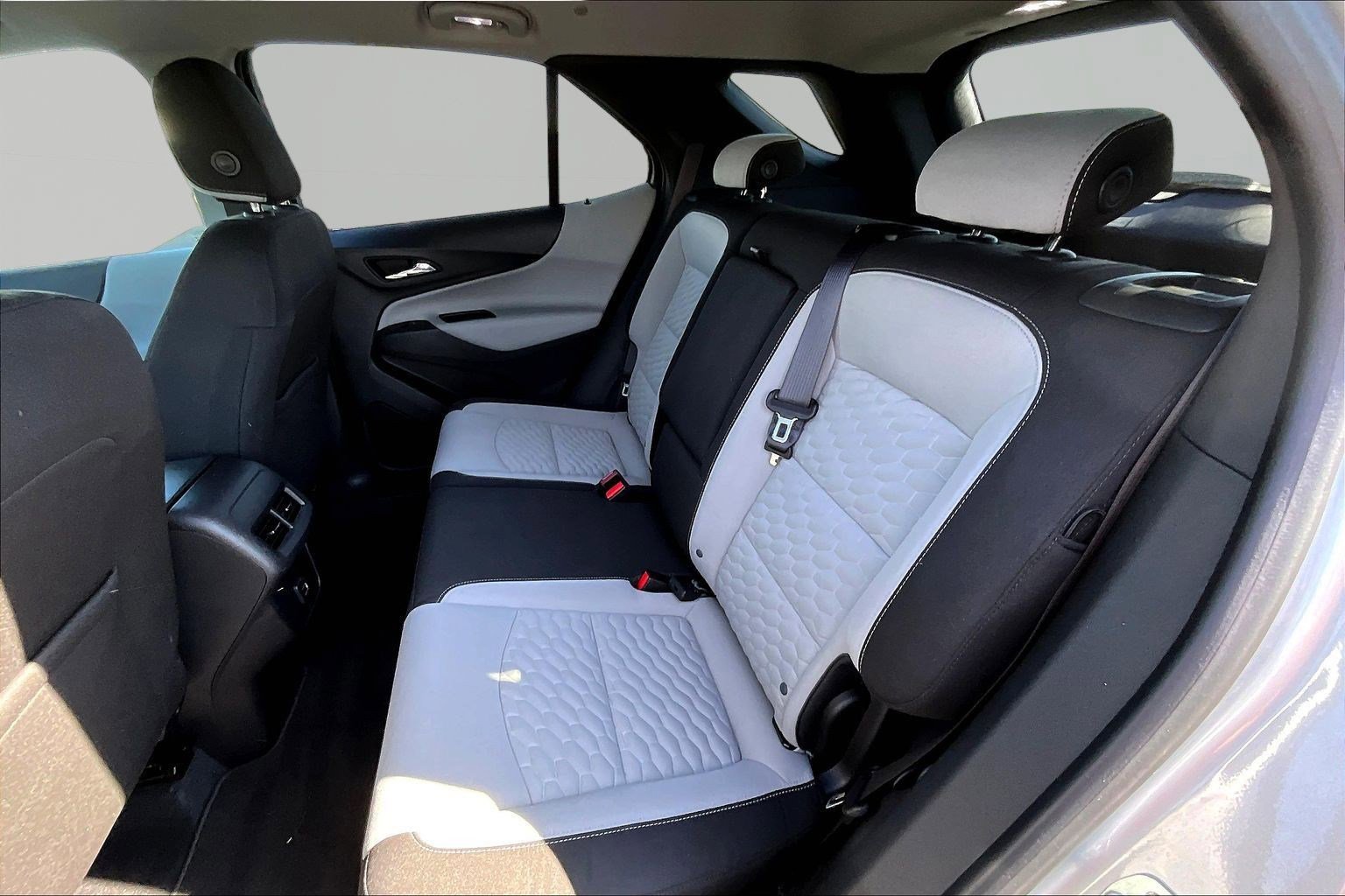 Used 2020 Chevrolet Equinox LS w/ LS Convenience Package FWD image 22