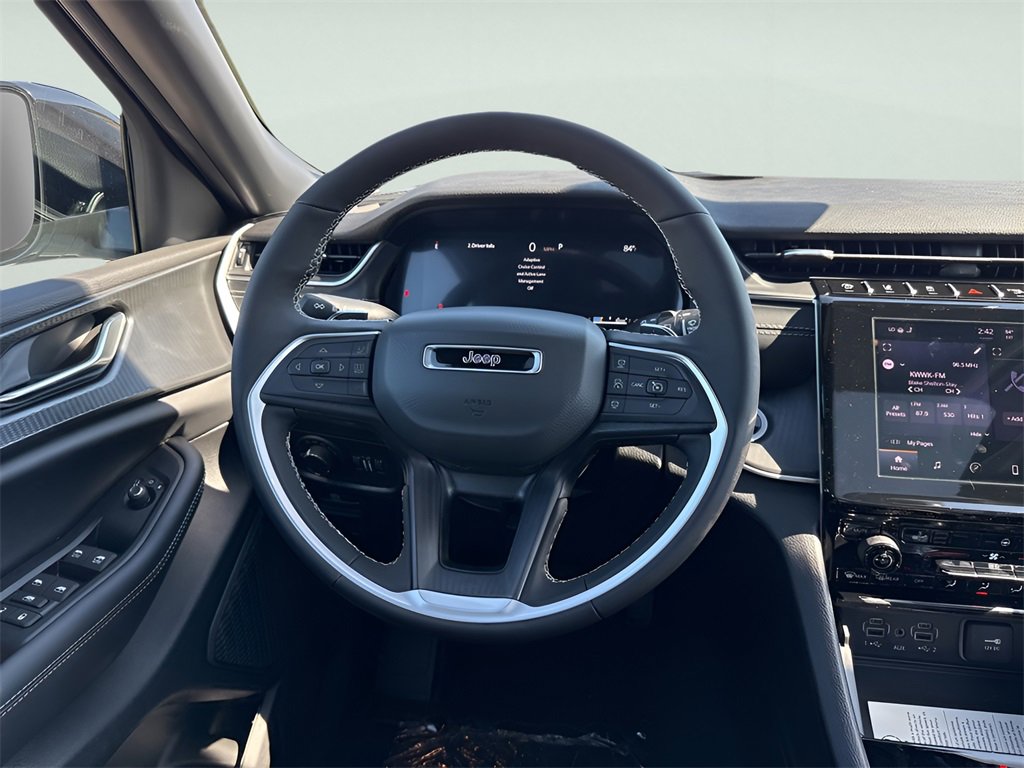 New 2025 Jeep Grand Cherokee L Altitude image 14