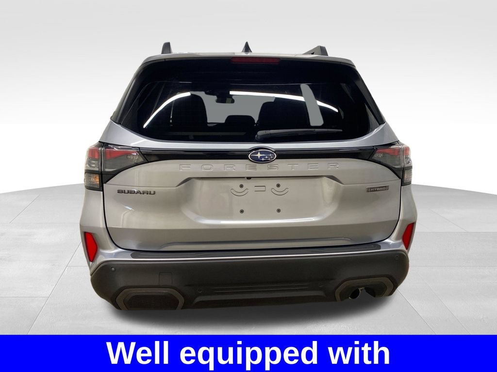 Certified 2025 Subaru Forester Limited AWD/4WD image 3