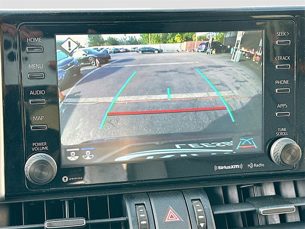 Used 2019 Toyota RAV4 Limited image 14