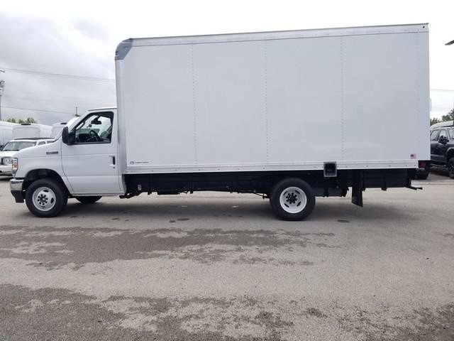 New 2026 Ford E-450 and Econoline 450 Super Duty w/ Power Equipment Group image 6