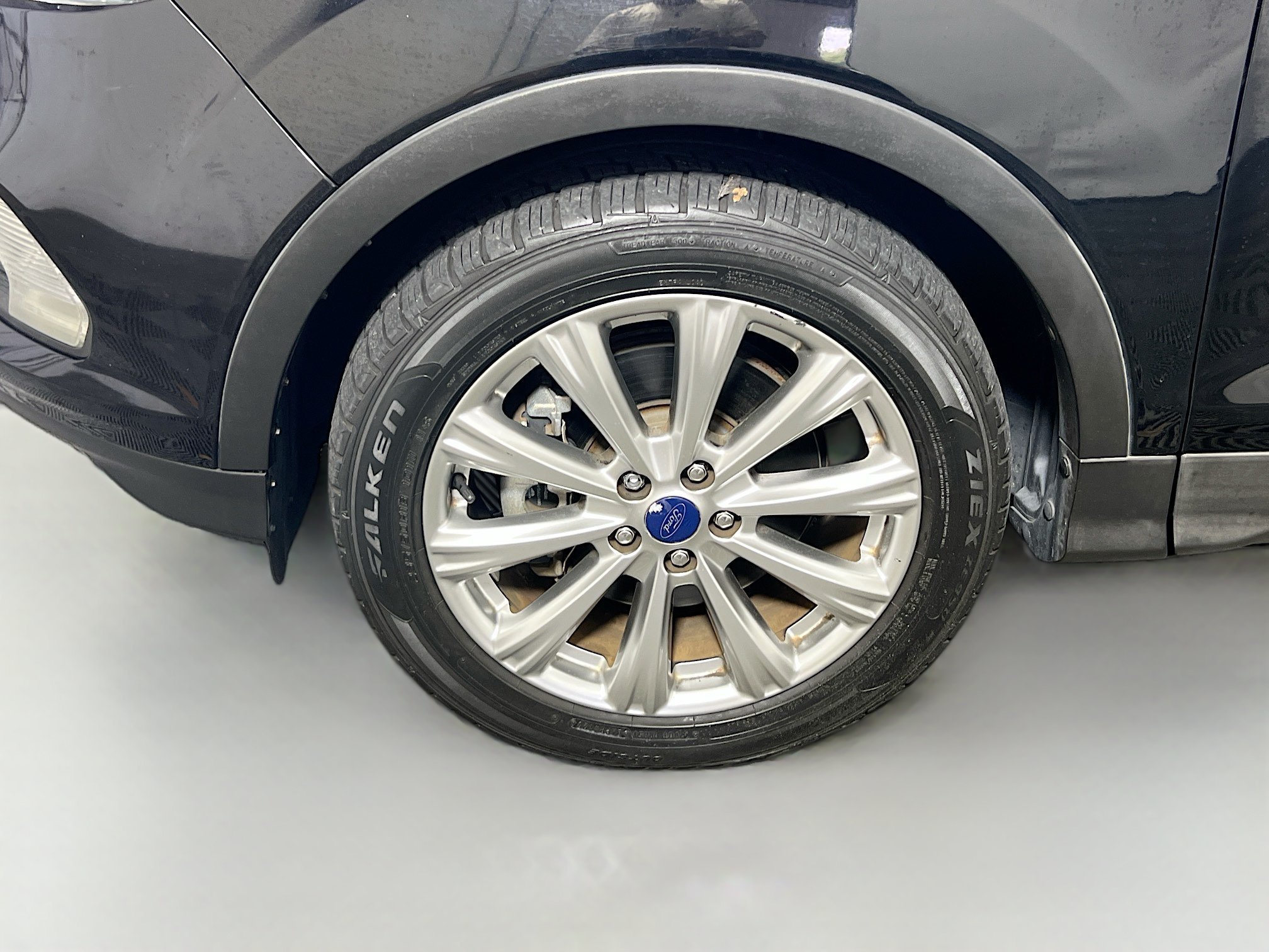 Used 2017 Ford Escape Titanium AWD/4WD image 13