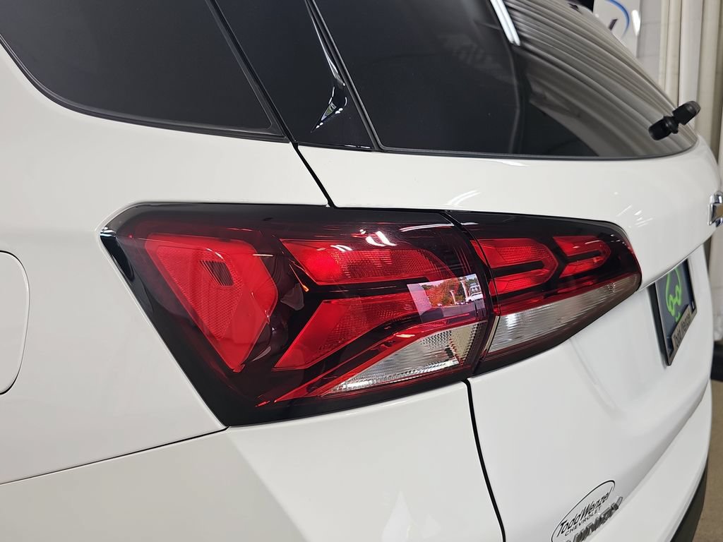 Certified 2024 Chevrolet Equinox LS w/ LS Convenience Package FWD image 39
