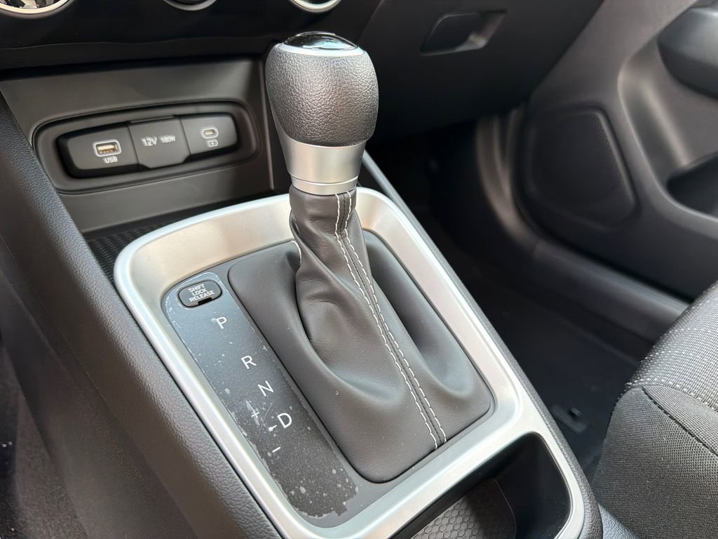 New 2026 Hyundai Venue SE image 30