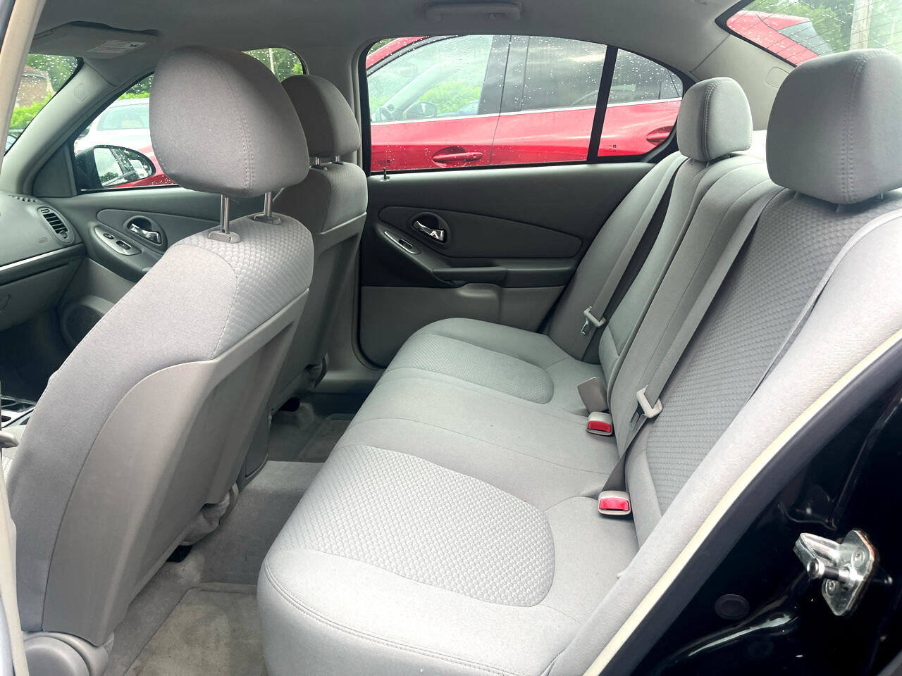 Used 2007 Chevrolet Malibu LS image 17