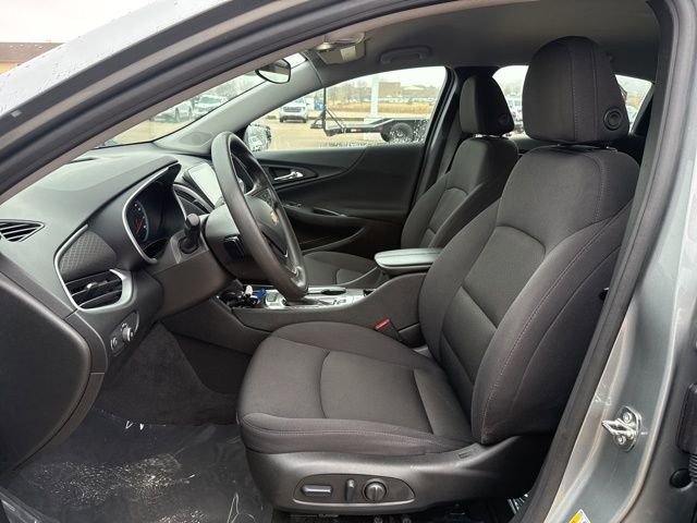 Used 2024 Chevrolet Malibu LT image 12