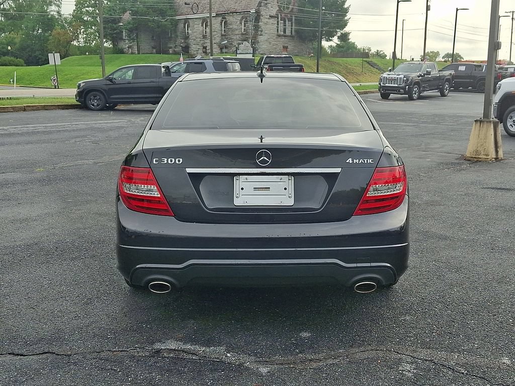 Used 2014 Mercedes-Benz C 300 4MATIC Sedan image 5