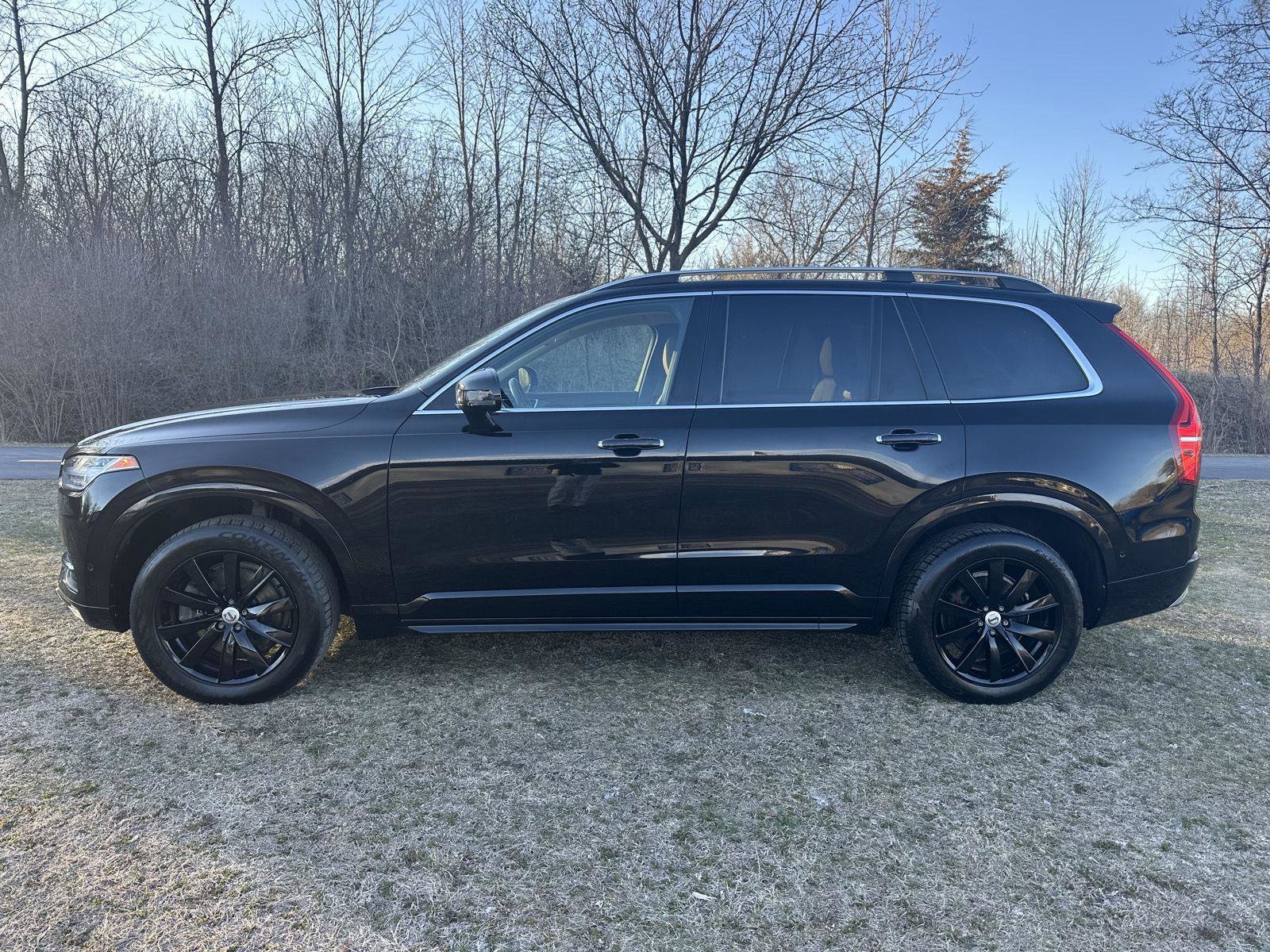 Used 2016 Volvo XC90 T6 Momentum w/ Momentum Plus Package image 2