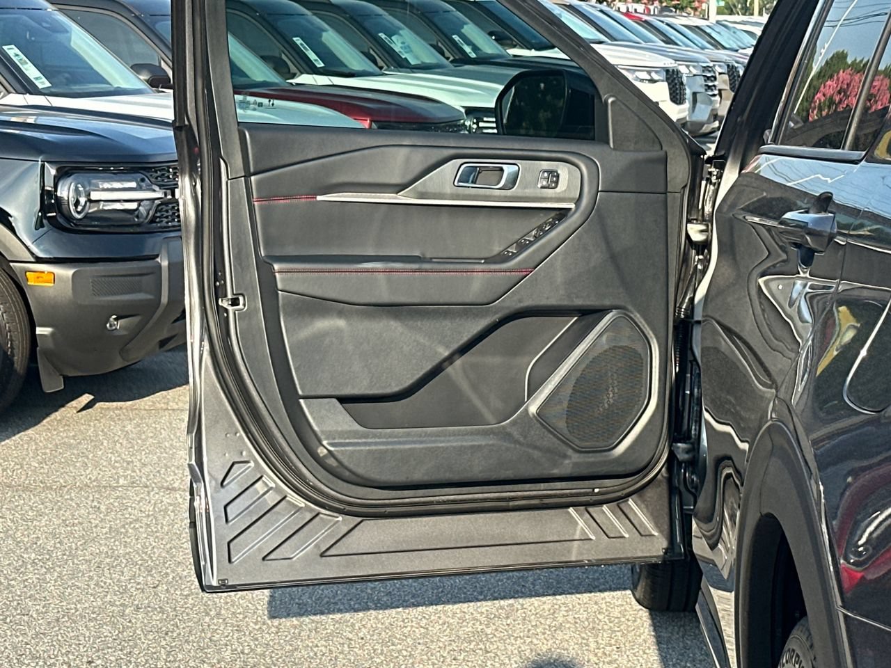 New 2026 Ford Explorer ST AWD/4WD image 10
