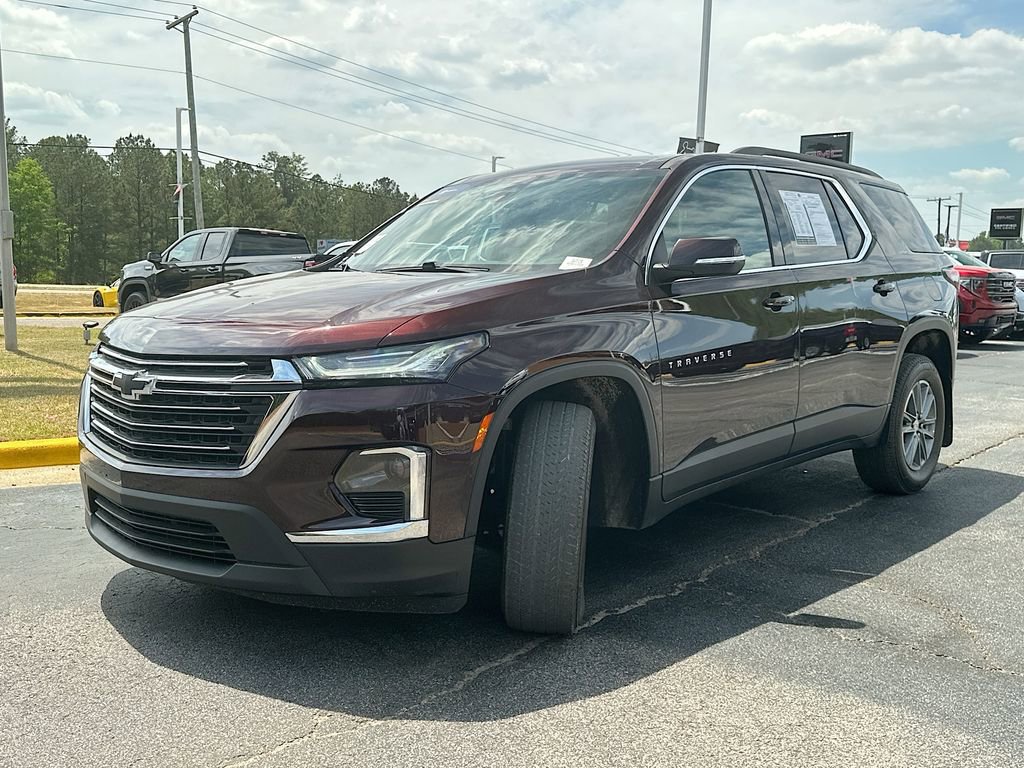 Used 2023 Chevrolet Traverse LT AWD/4WD image 2
