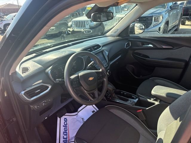 Used 2023 Chevrolet TrailBlazer LT w/ Convenience Package image 11