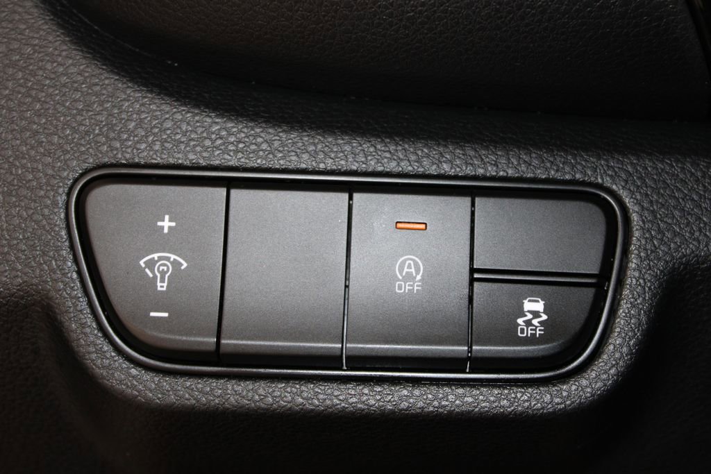 Used 2025 Kia Seltos S image 44