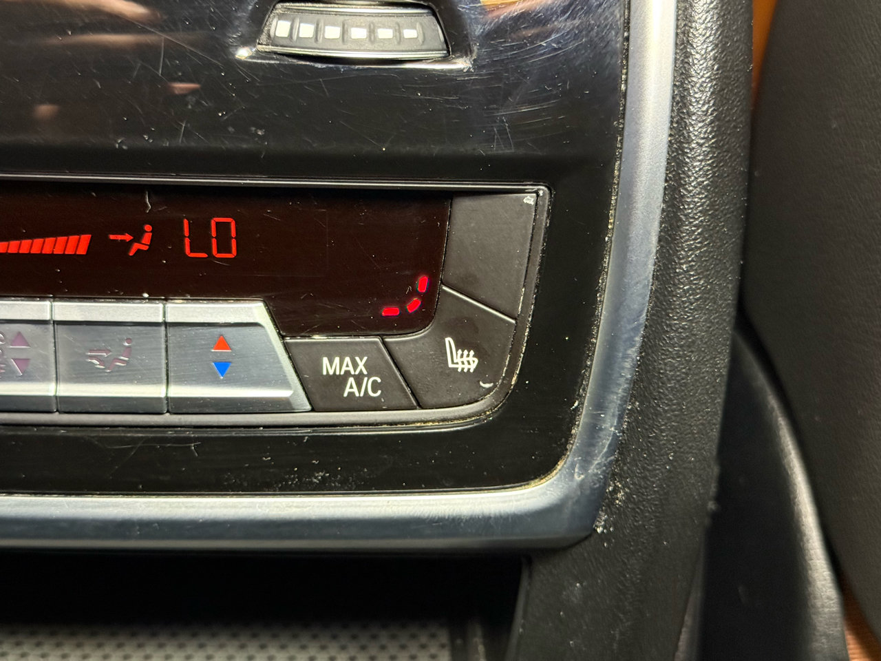 Used 2020 BMW X7 xDrive40i w/ M Sport Package image 38