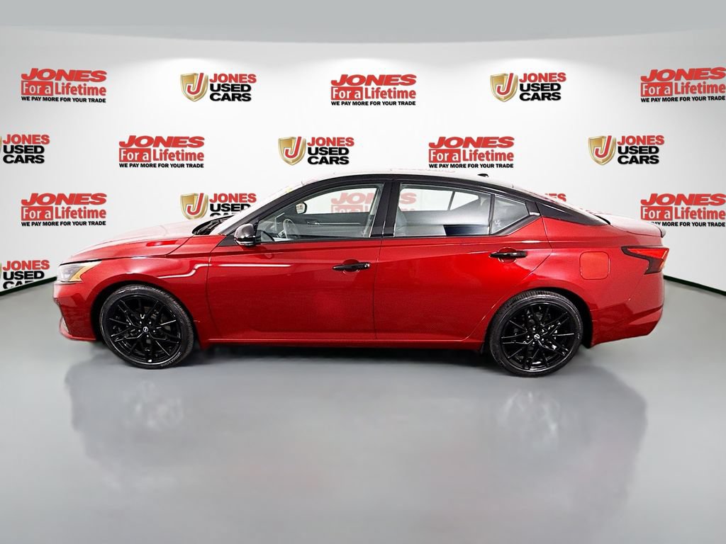 Used 2024 Nissan Altima 2.0 SR FWD image 17