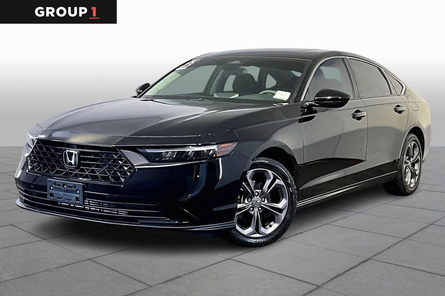 Used 2023 Honda Accord EX image 1