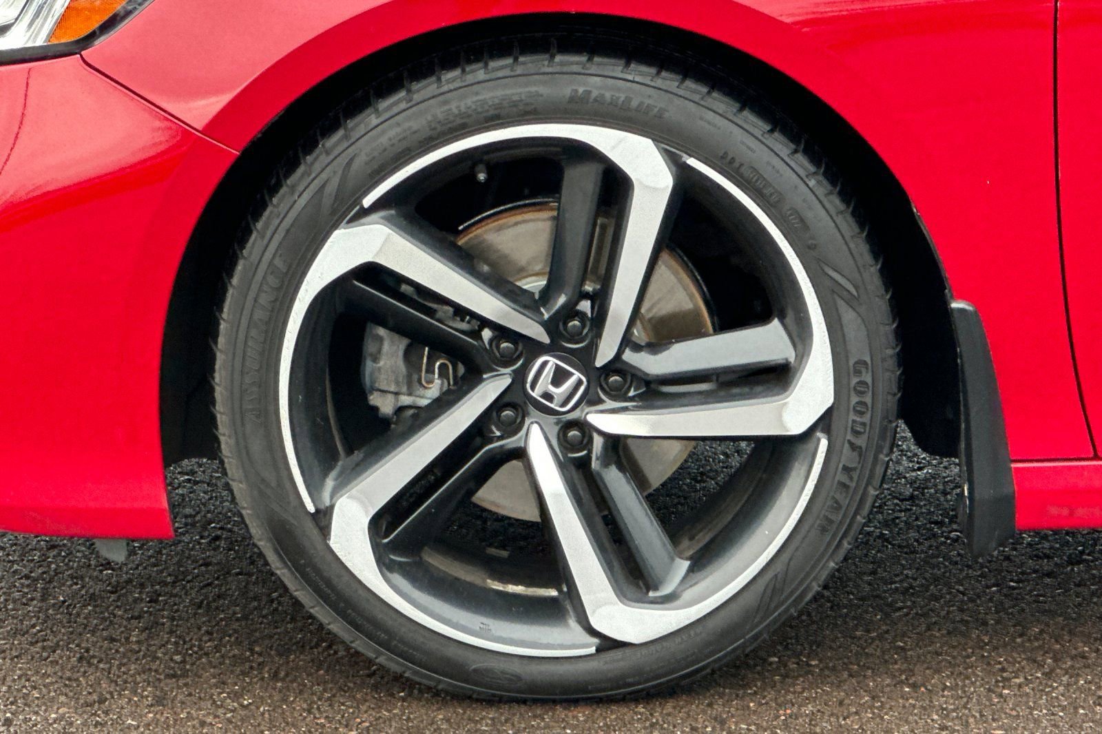 Used 2018 Honda Accord Sport image 24