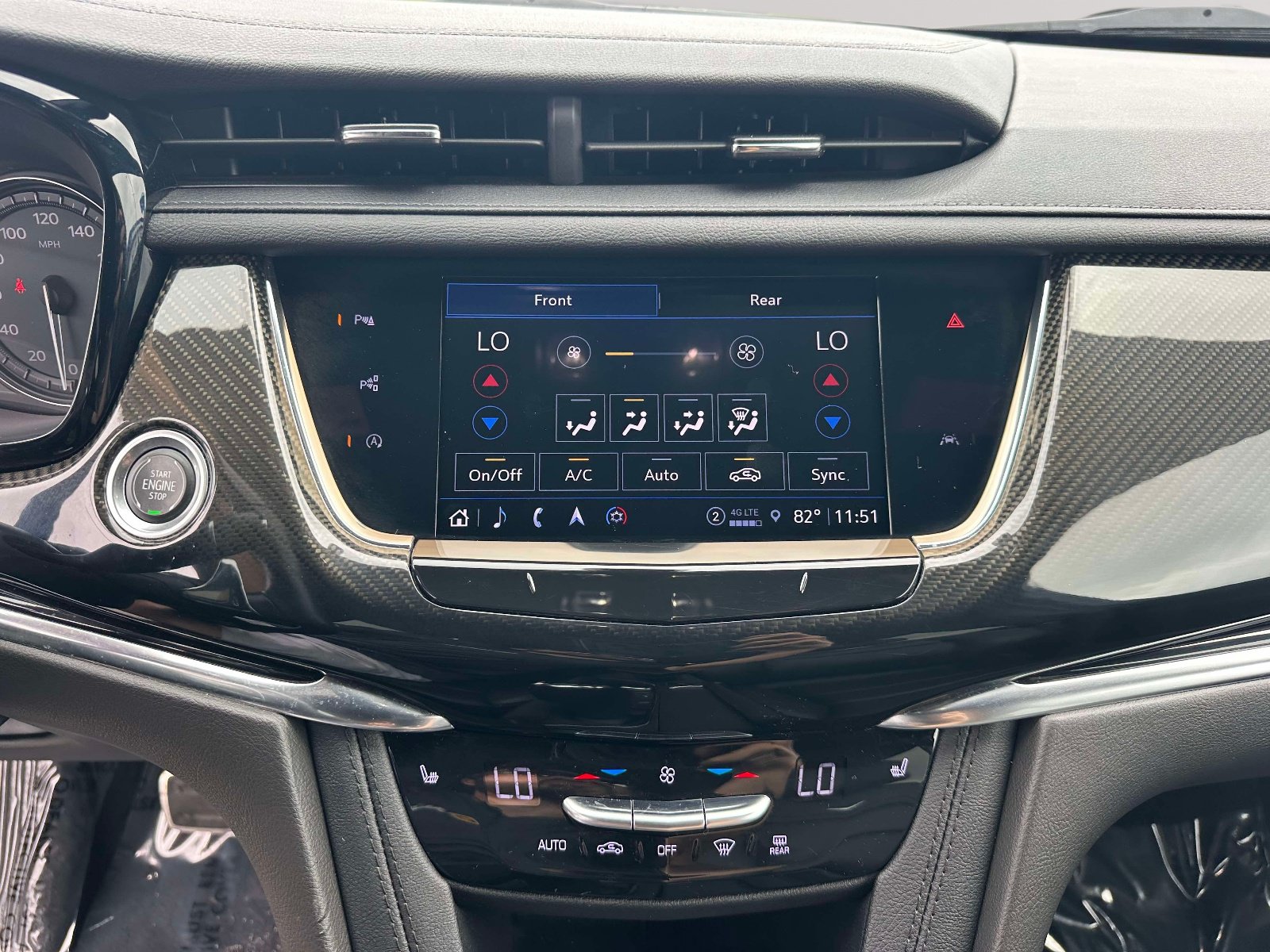 Certified 2022 Cadillac XT6 Sport w/ Technology Package AWD/4WD image 11
