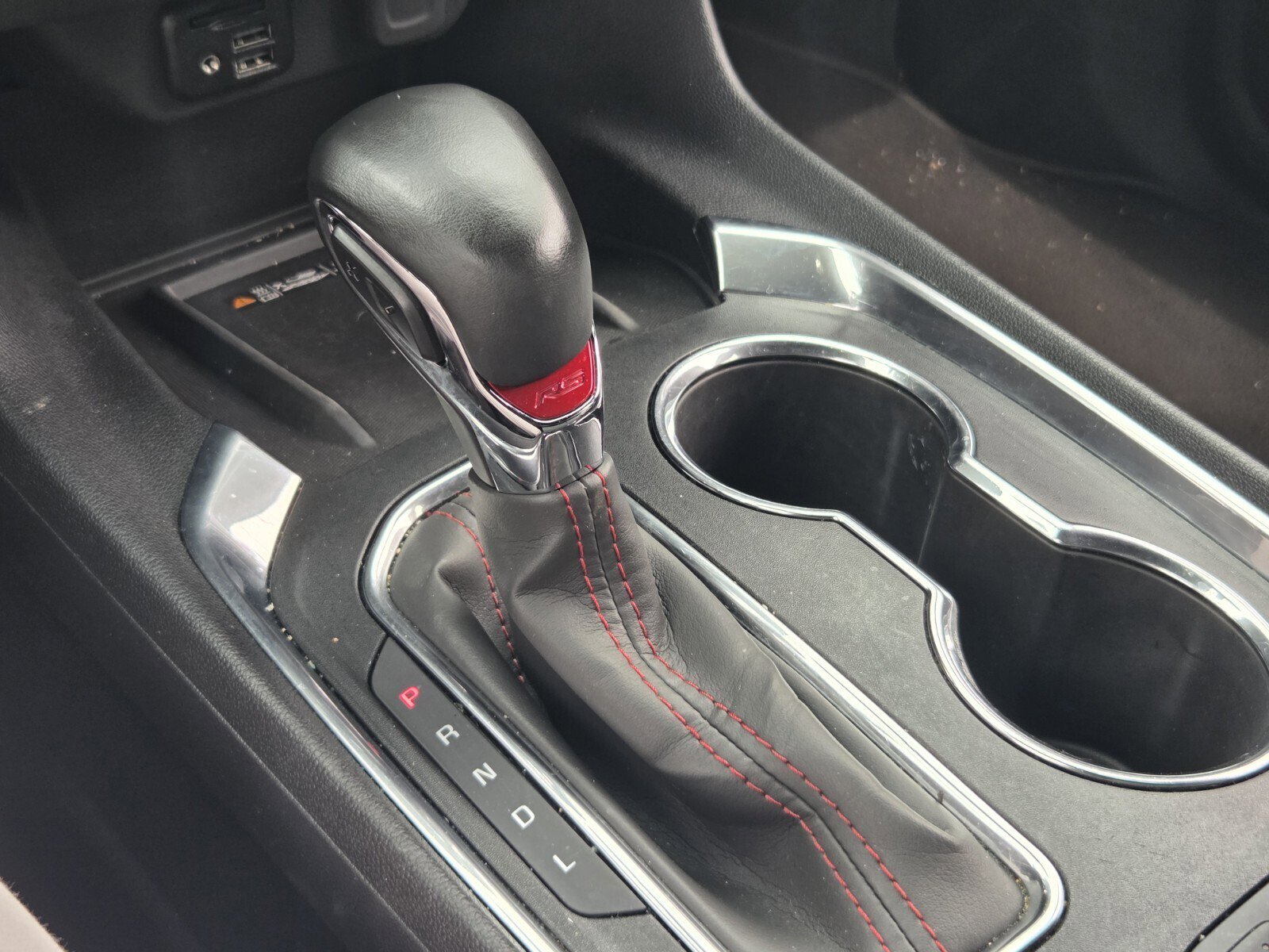 Used 2023 Chevrolet Traverse RS FWD image 18