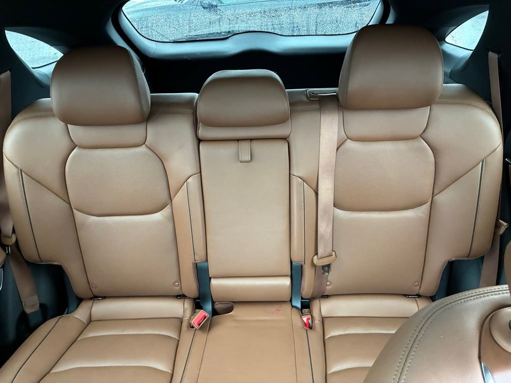 Used 2023 Genesis GV70 2.5T w/ Advanced Package image 15