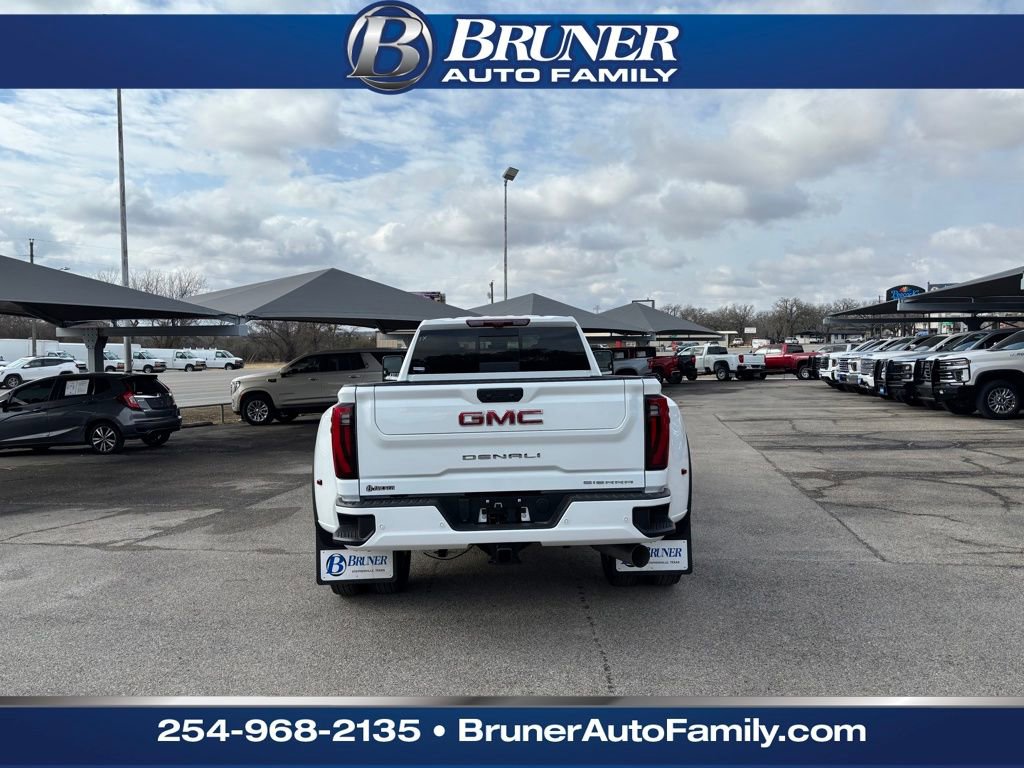 New 2026 GMC Sierra 3500 Denali w/ Denali Reserve Package image 6