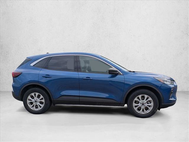 Used 2023 Ford Escape Active AWD/4WD image 4